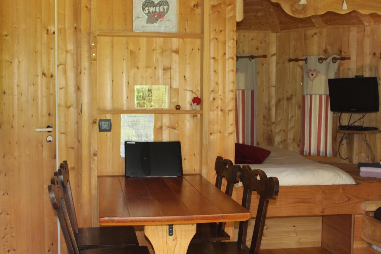 Domaine De Syam - Gites, Chambres D'Hotes & Cabanes Bagian luar foto